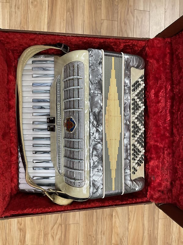 Noble Accordion Est. 1950s image 1