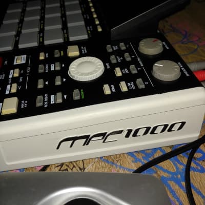 TRADE FOR MPC2500 WITH JJOSXL Akai MPC1000 Music Production Center with XLCD image 3