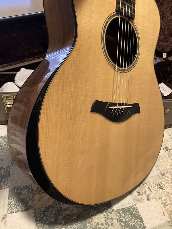 R. Taylor Style 1 2011 - Madagascar Rosewood Sides and Back/Adirondack Spruce Top image 1