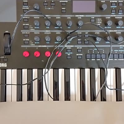Korg N1 Synthesizer | Reverb