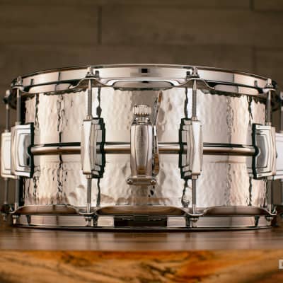LUDWIG 14 X 6.5 LM402K HAMMERED SUPRAPHONIC SNARE DRUM, CHROME image 3