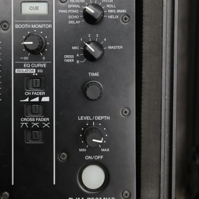 Pioneer DJM-750MK2 4-Channel Professional DJ Mixer with Gorilla Flight Case (Stealth Edition Black) image 6