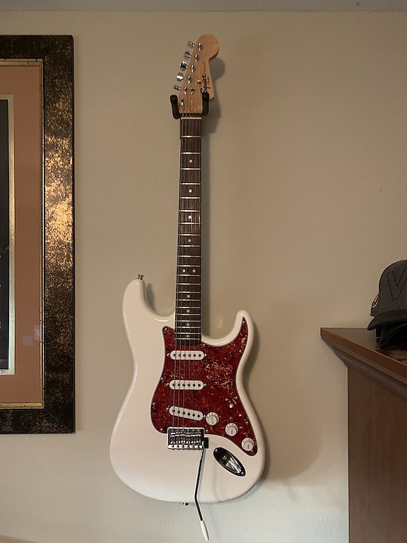 ギター fender squier stratocaster 2010 modified AMAZON $119 FENDER SQUIER DEBUT STRATOCASTER - MODS and