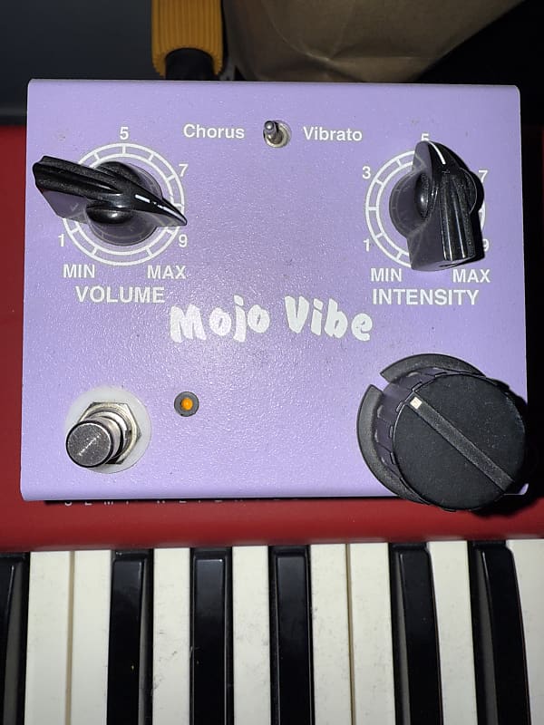 ギター Sweet Sound MoFaux Vibe / Ultra Mojo Sweet Sound Mojo Vibe | ChasingGuitars