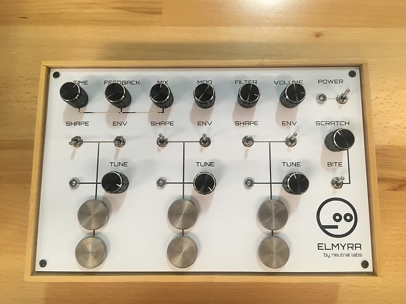 Neutral Labs Elmyra Digital Drone Synthesizer 2020 White Silver Faceplate/  Wood Sides