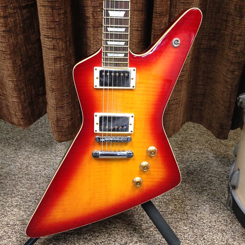 Hamer Standard F/T XT Series Flame Top Cherry Burst with Original Hardshell  Case