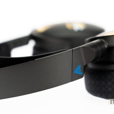 Audeze Maxwell Wasabi for xBox - Limited Edition EX-Demo image 9