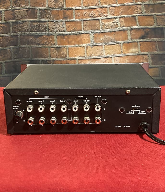 AIWA Stereo Preamp C22