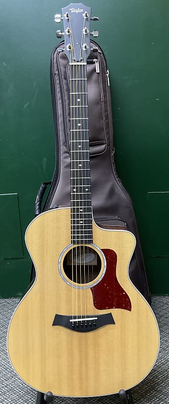 Yoshi 　　214ce DLX ES2【Taylor】 Taylor Guitars 214ce DLX Grand Auditorium Acoustic Cutaway