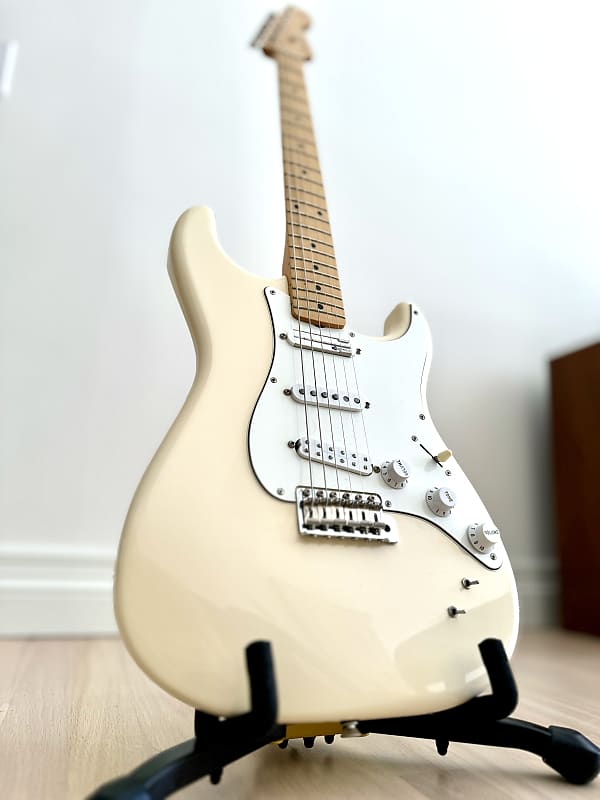 Fender Ed O'Brien Artist Series Signature EOB Stratocaster 2018 - Present - Olympic White image 1