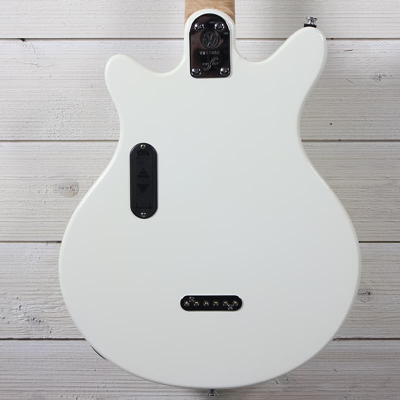 First Act Garage Master Limited Edition Volkswagen guitar