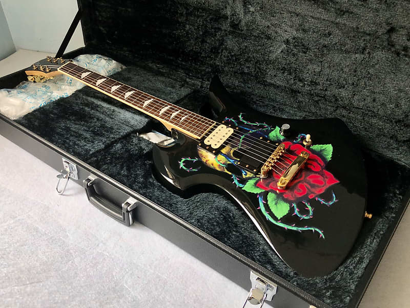 No.15 FERNANDES モッキンバード 特殊加工 Skull&Roses No.15 FERNANDES モッキンバード 特殊加工 Skull&Roses