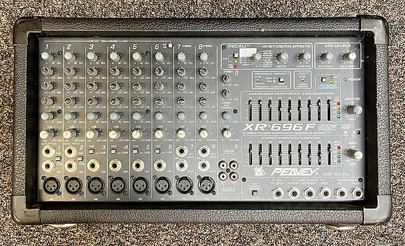 Peavey XR696F Mixer