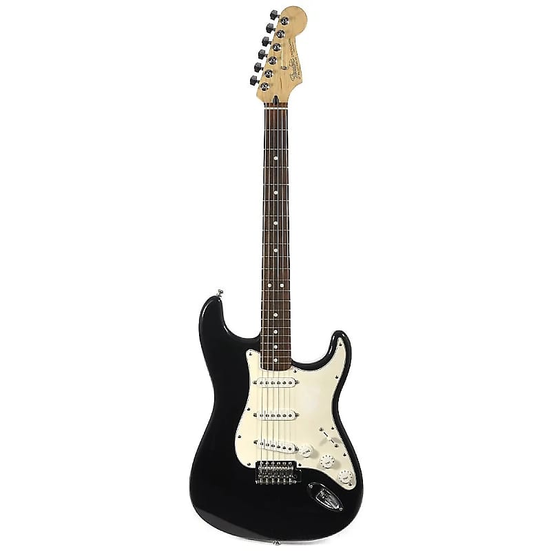 Fender Standard Stratocaster 1998 - 2005 | Reverb