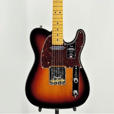 Fender American Professional II Telecaster 3-Color Sunburst Ser#US20073772 image 2