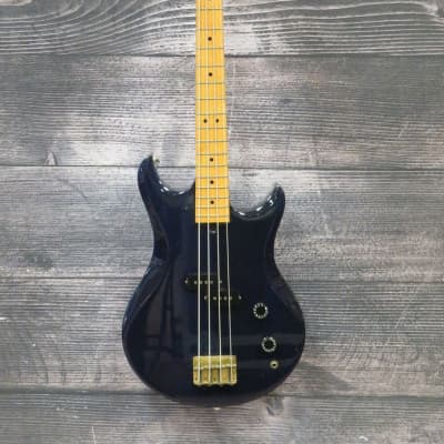 Vantage Avenger Bass Guitar (Cleveland, OH) for sale