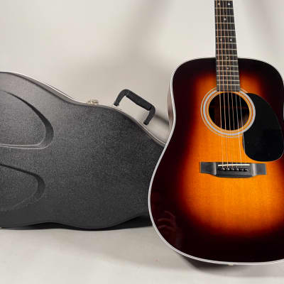 2014 Martin D-28 1935 Sunburst Acoustic Guitar w/OHSC image 5
