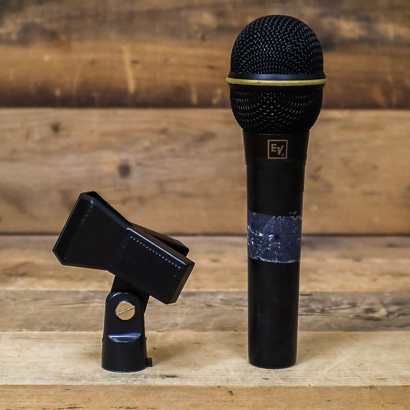 Electro-Voice N/D767a Supercardioid Dynamic Vocal Microphone