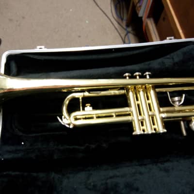 Bach TR300 Student Trumpet | Reverb