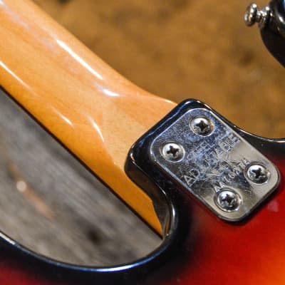 Univox Hi-Flier Moserite Copy Phase II 3-Tone Sunburst Early