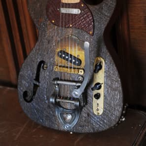 Postal Handmade Crossroads Barnwood Guitar Old Pine Body F Hole Vintage Vibrato Fender US Pickups image 13