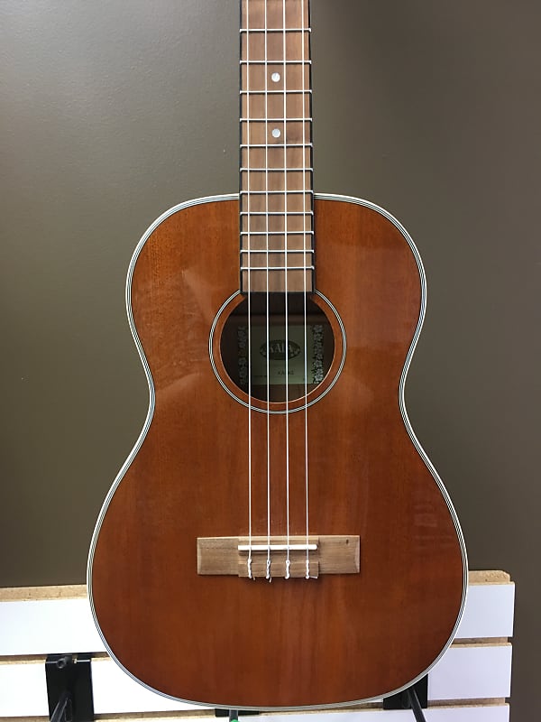 Kala KA-BG Gloss Mahogany Baritone Ukulele