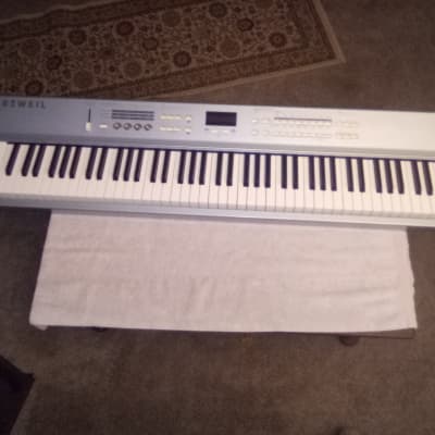 Kurzweil sp3x  Like new. Discontinued, Very Rare/Id grab these when you have the opportunity/The Budget Friendly Baby Grand