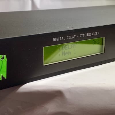 Bel Digital Delay Synchronizer 7000 Series Model 7110 Stereo Dual Chanel  Rack
