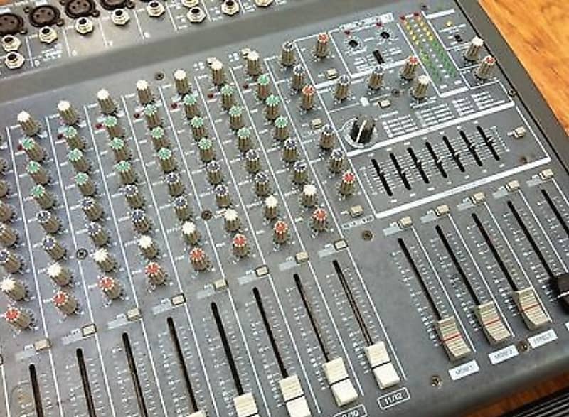 YAMAHA POWERED MIXER EMX3000(動作未確認) YAMAHA POWERED MIXER EMX3000(動作未確認) - メルカリ