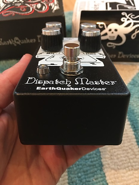 Amazon.com: EarthQuaker Devices Dispatch Master V3 SR Delay