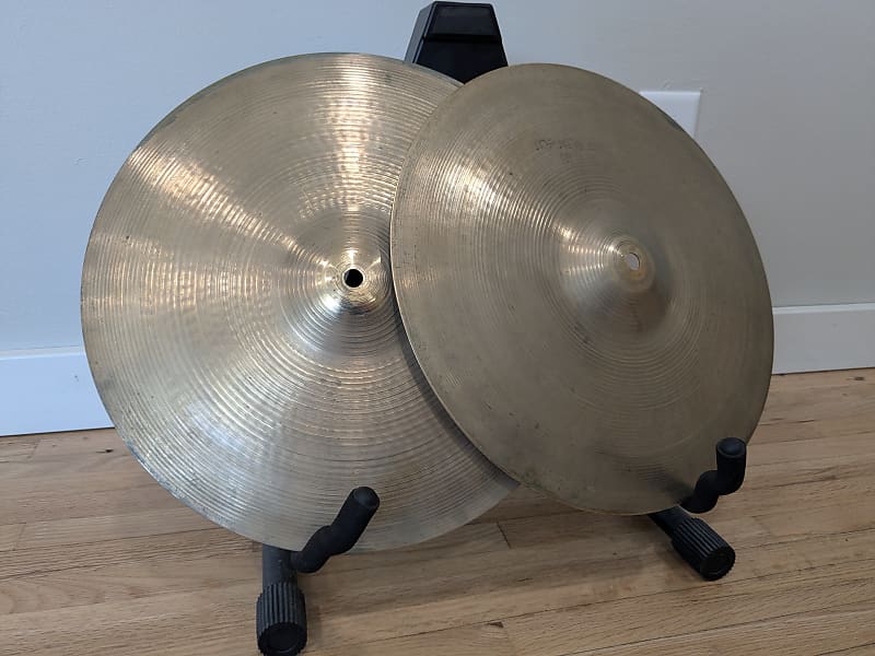 A Zildjian New Beat HiHats