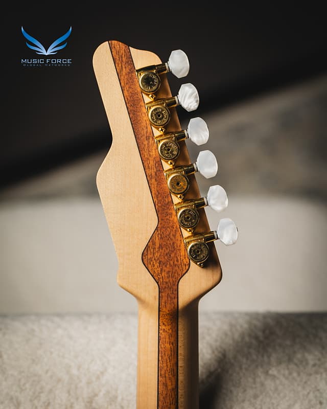 James Tyler Japan Studio Elite Deluxe HSS QMT-Trans Royal