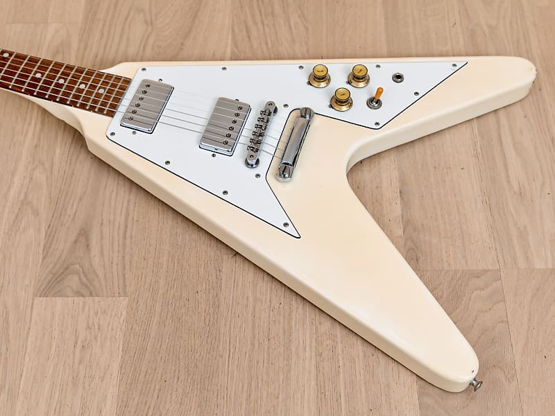 ビンテージ フライングV　1983年　TOKAI トーカイ　TFV-70 日本製 ビンテージ フライングV 1983年 TOKAI トーカイ TFV-70 日本製