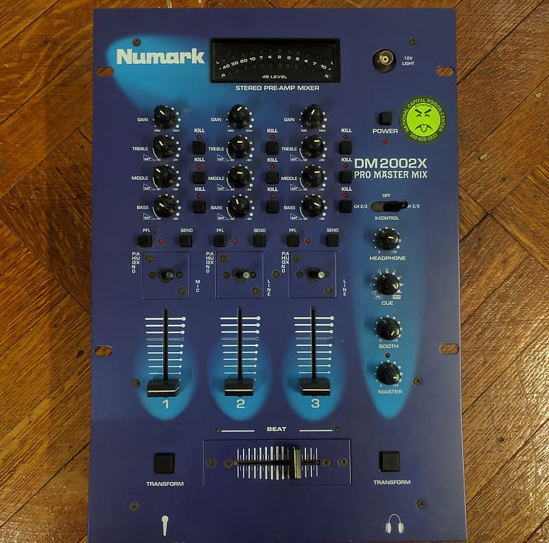 Numark DM2002X Mixer