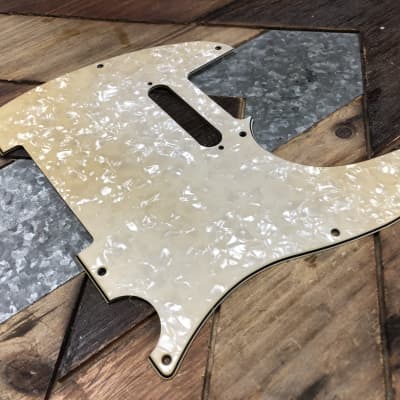 Real Life Relics Aged White Pearl Telecaster® Pickguard 3 Ply 8 Hole    [PGAK4]
