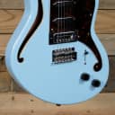 D'Angelico  Premier Bedford SH Semi-Hollow Guitar Sky Blue w/ Gigbag