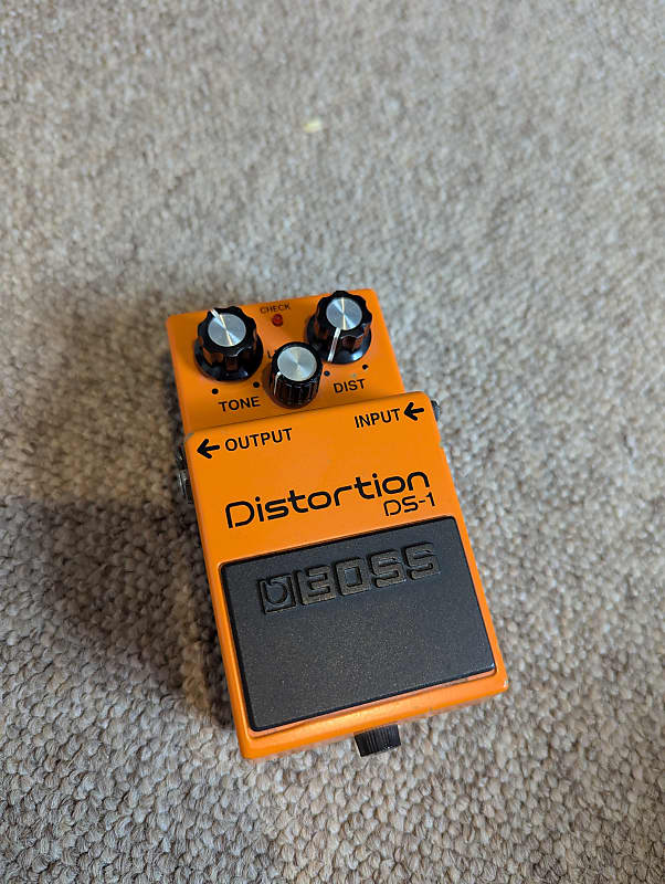 Boss DS-1 Distortion