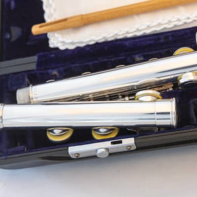 Yamaha YFL-32 Intermediate Flute Sterling Silver Headjoint *Made in Japan*Cleaned & Serviced *New Pads image 6