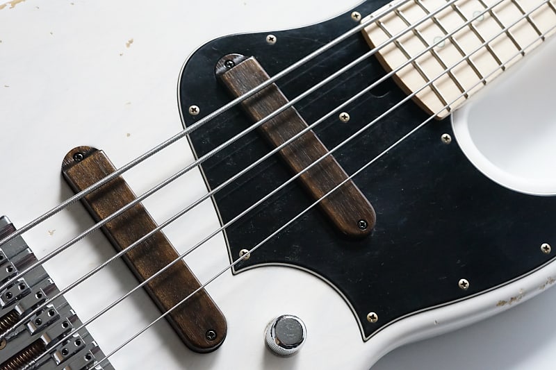 Q1　Xotic XJ-1T 5st Xotic XTC-1 Namm 2020 Spalted Maple Electric Guitar | Vision