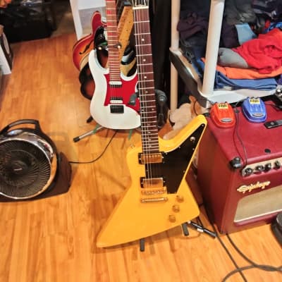Gibson Explorer 83 with Inline Knob Layout 1983 - 1989 - White for sale