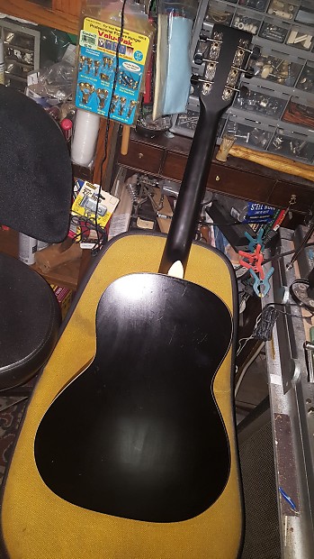 Spectrum AIL36NL 3 4 Size Acoustic Guitar Kids or Travel Model Good Playing Shape