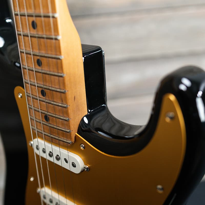 Fender MEX Limited Edition Player Stratocaster Roasted Maple