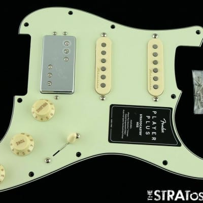 Fender *Player Plus Series Strat HSS LOADED PICKGUARD PUs Stratocaster  Noiseless