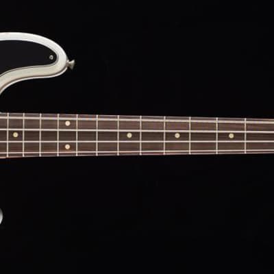 Fender Mike Dirnt Road Worn Precision Bass White Blonde Bass Guitar-MX21539346-10.87 lbs image 2