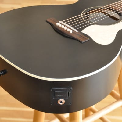 ART & LUTHERIE Legacy Faded Black CW Presys II / Made In Canada / Acoustic-Electric Cutaway Concert Size Guitar image 4