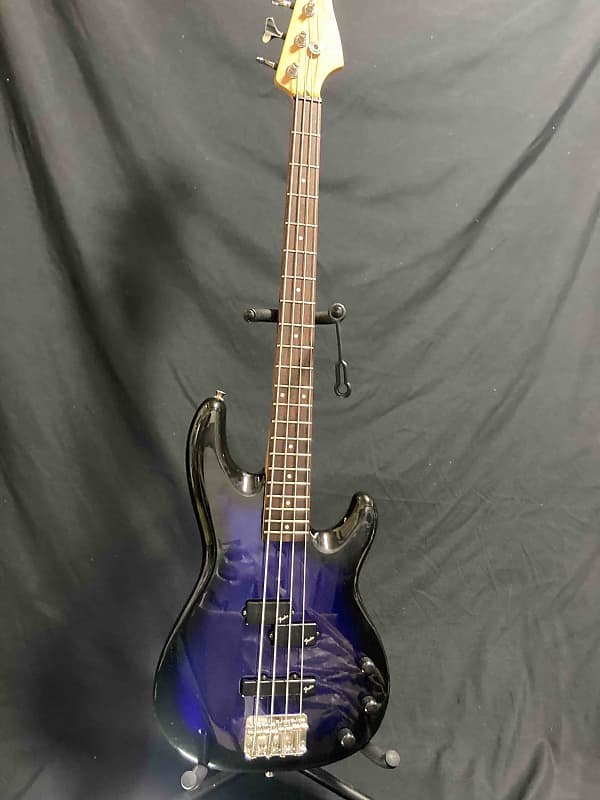 Fender ベース ギター SPJ39 Fender ベース ギター SPJ39 Japan Squier SPJ-39 Precision