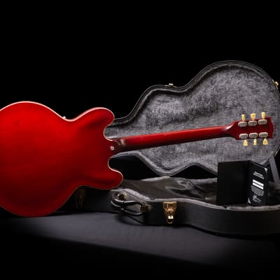 Gibson ES 335 Custom Shop 2009 - Satin Cherry Red image 4