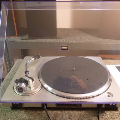 Technics SL-Q303 - Restored Full Automatic Direct Drive Turntable - Polished Cover - ADC Series IV image 10