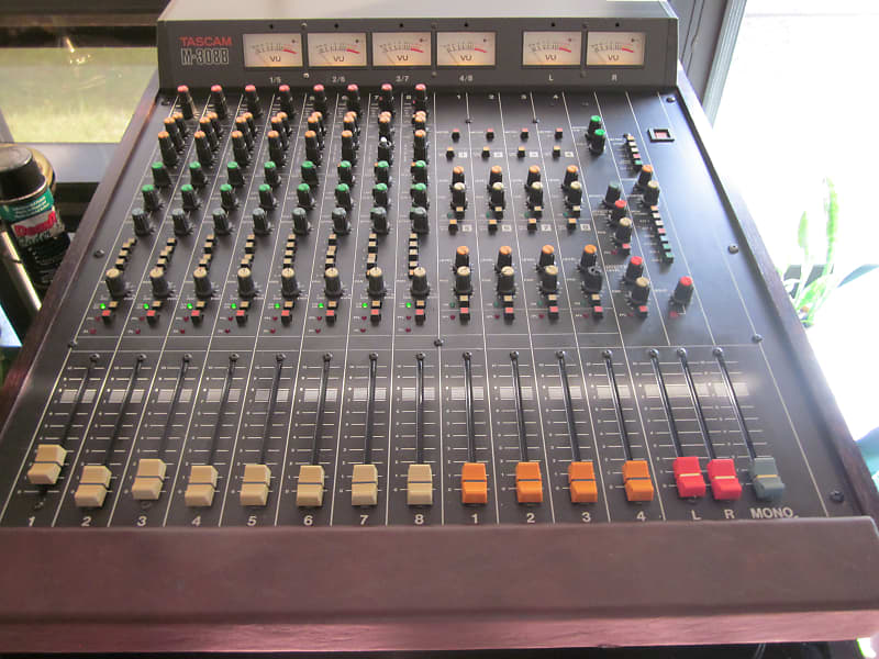 TASCAM 308B Mixer