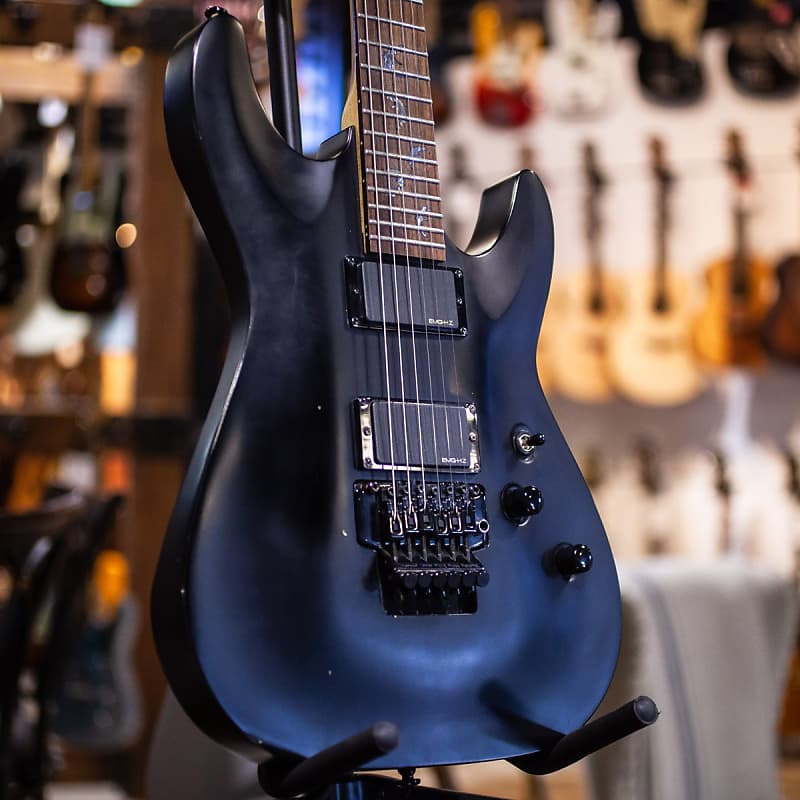 Schecter Diamond Series Damien 6 FR Electric Guitar w/Gig